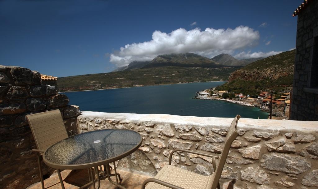 Vasilios Apartments Hotel Limeni Luaran gambar
